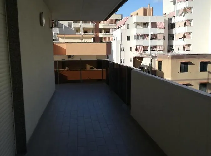 Levante Waterfront בארי