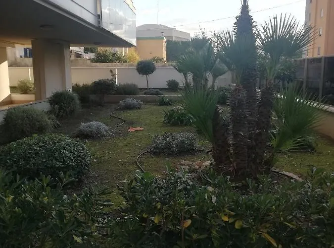 Levante Waterfront בארי